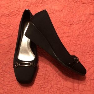 Abella Women’s Wedge Shoes